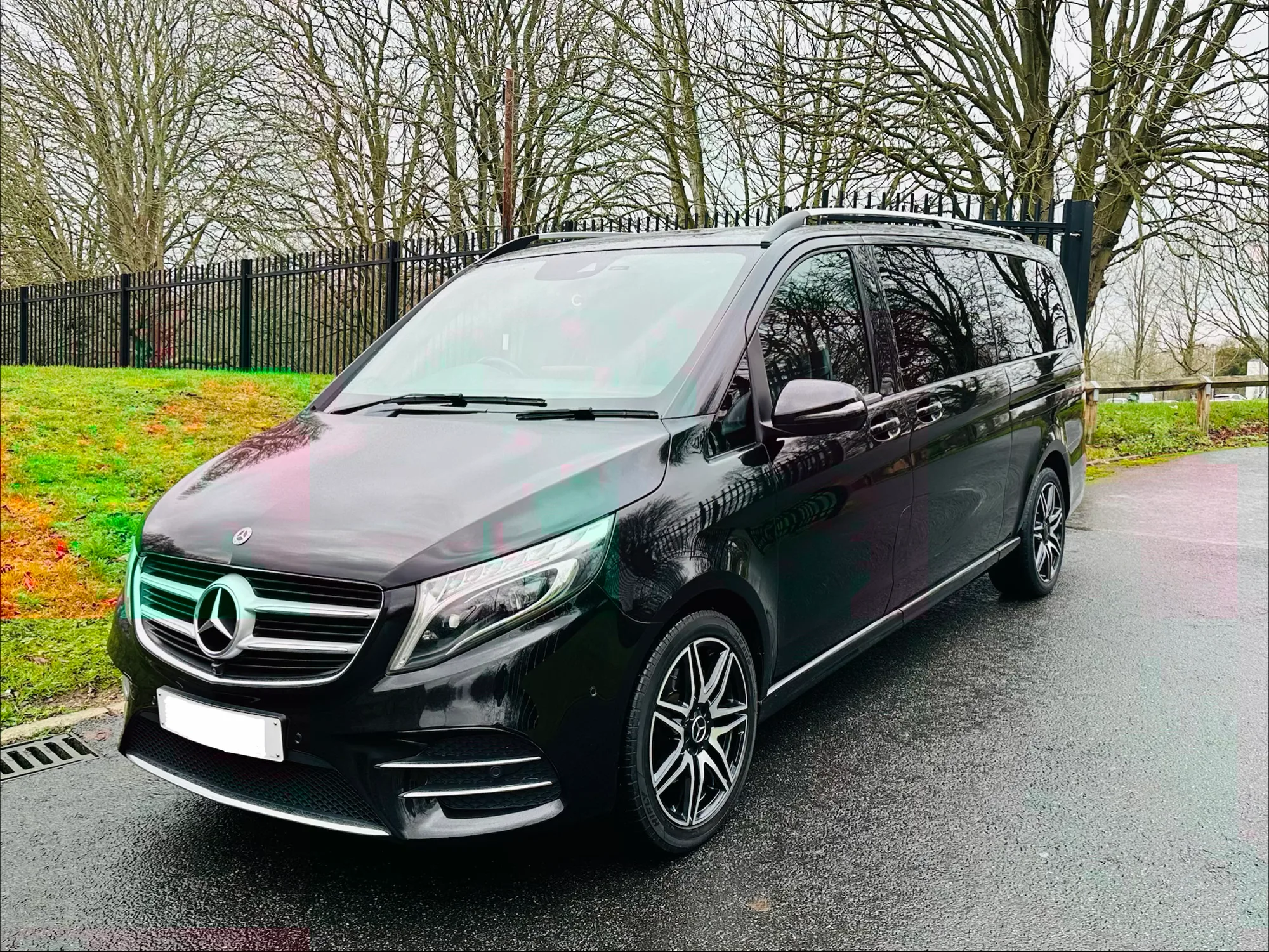 Mercedes V Class thumbnail 2