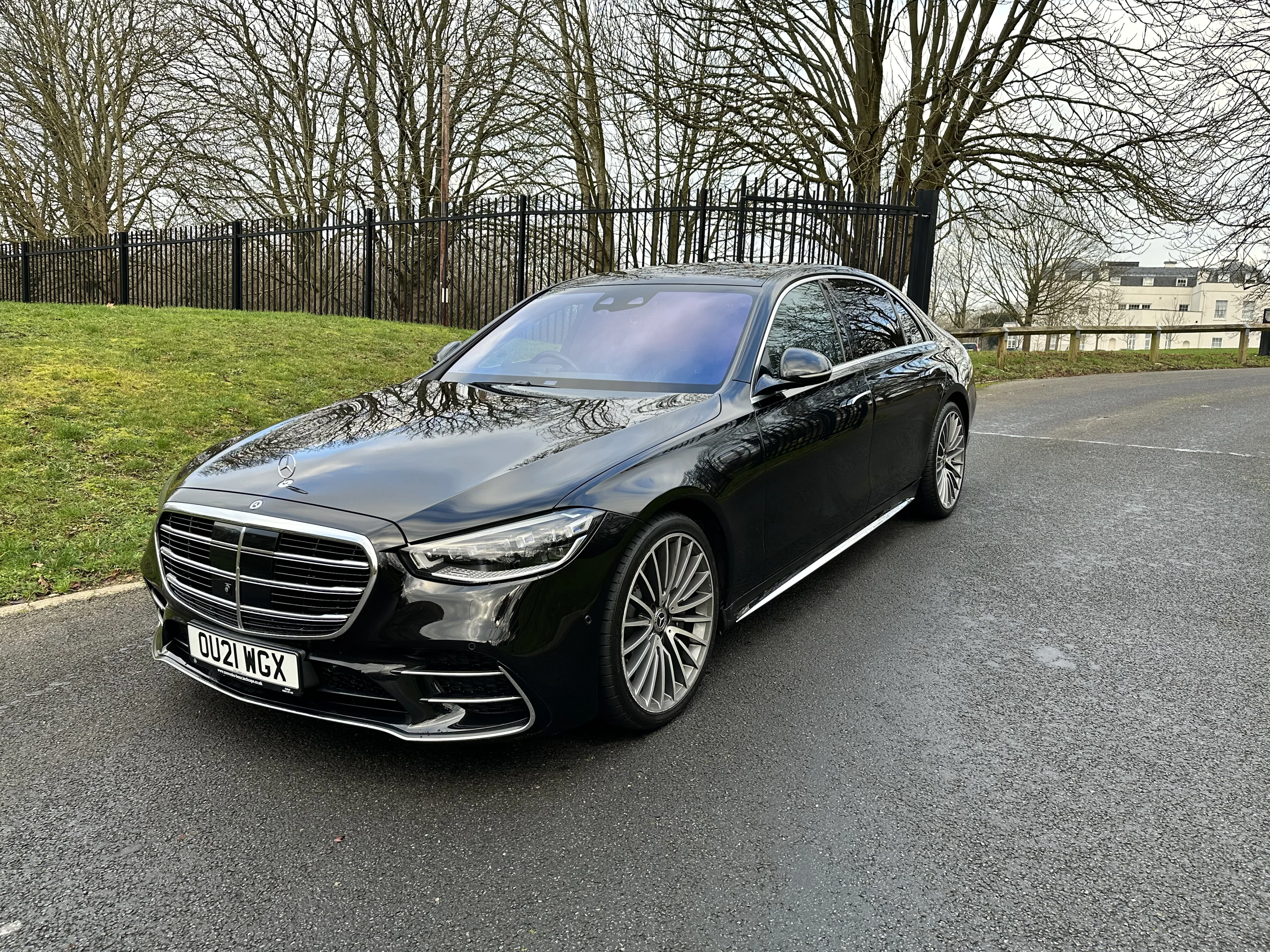 Mercedes S Class thumbnail 2