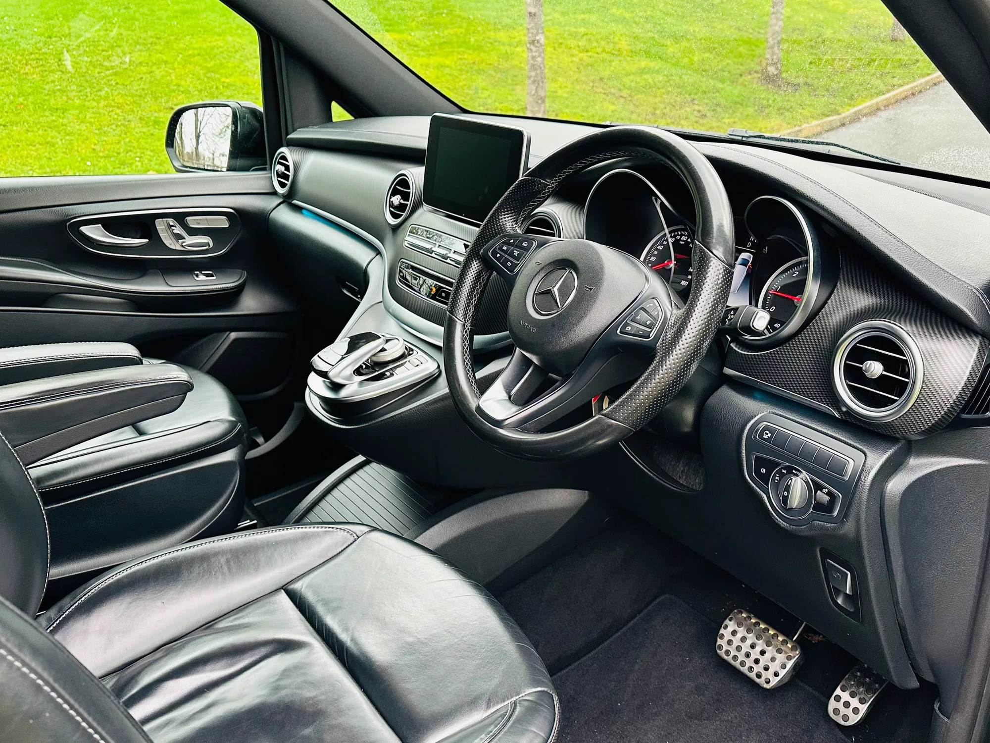 Mercedes V Class thumbnail 9