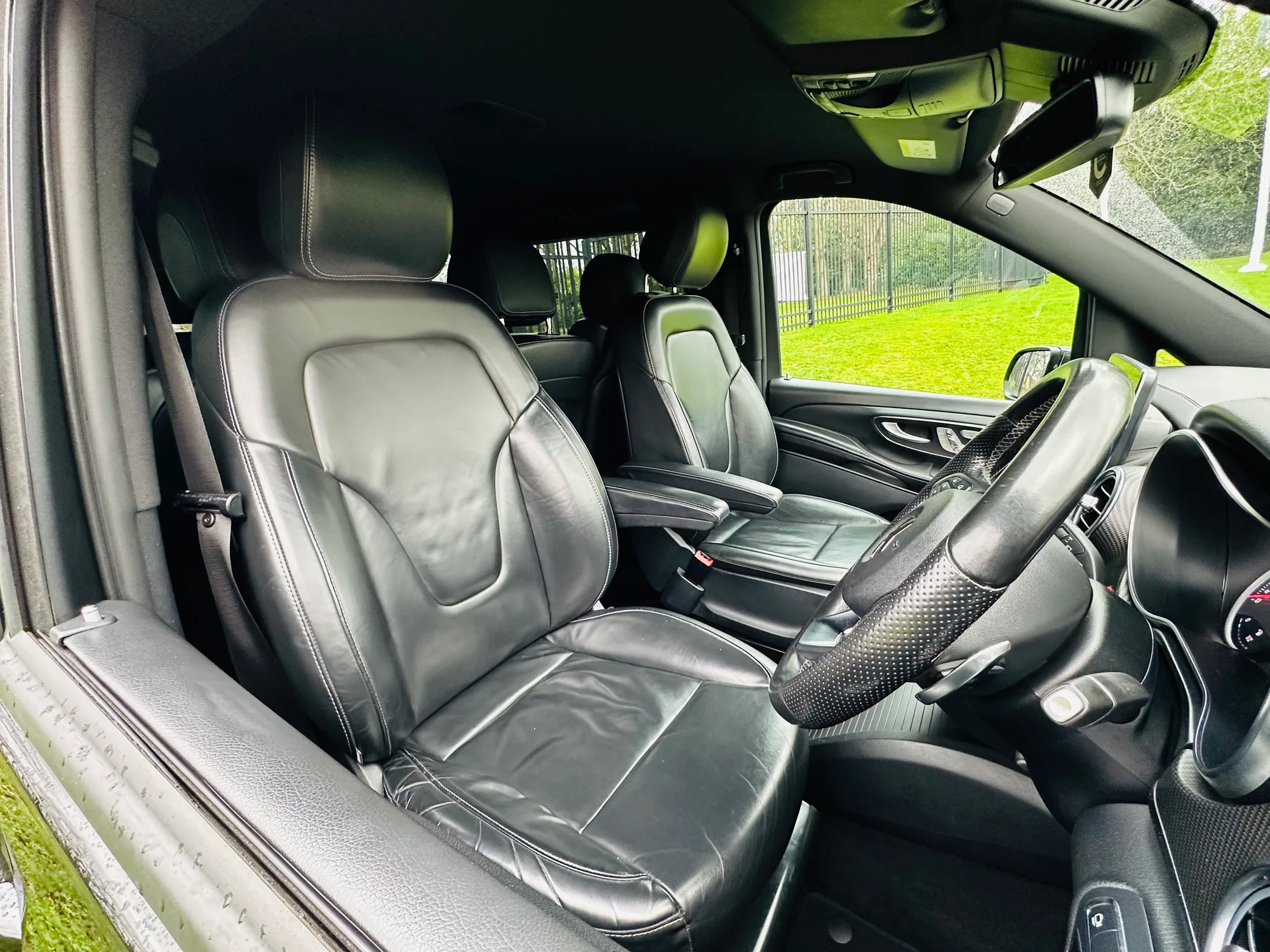 Mercedes V Class thumbnail 10