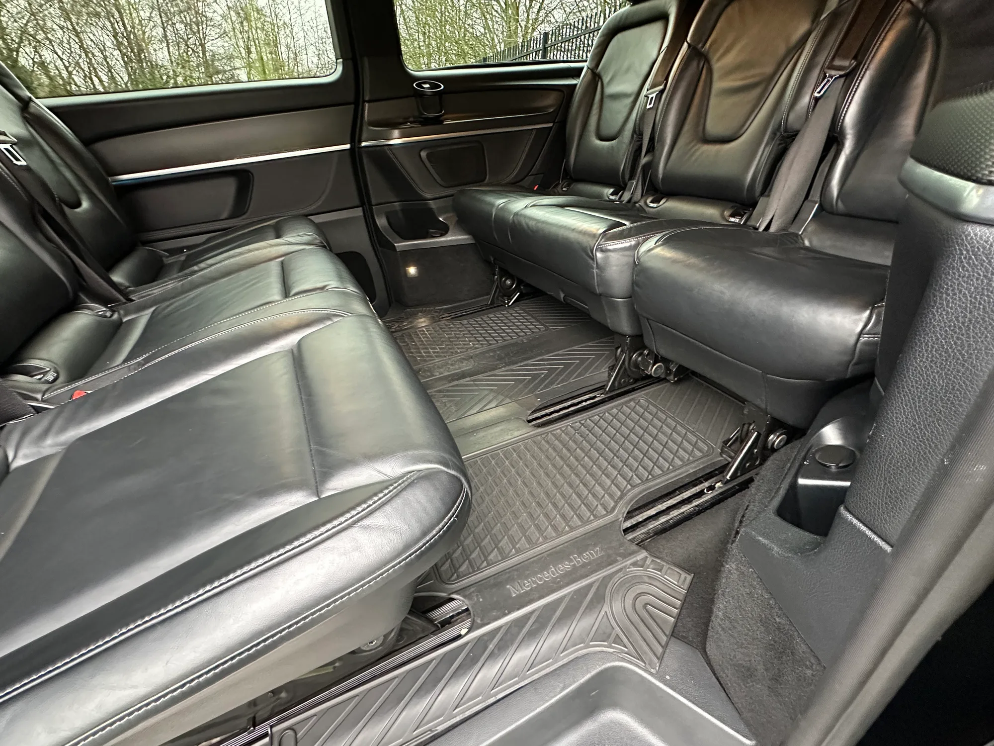 Mercedes V Class thumbnail 12