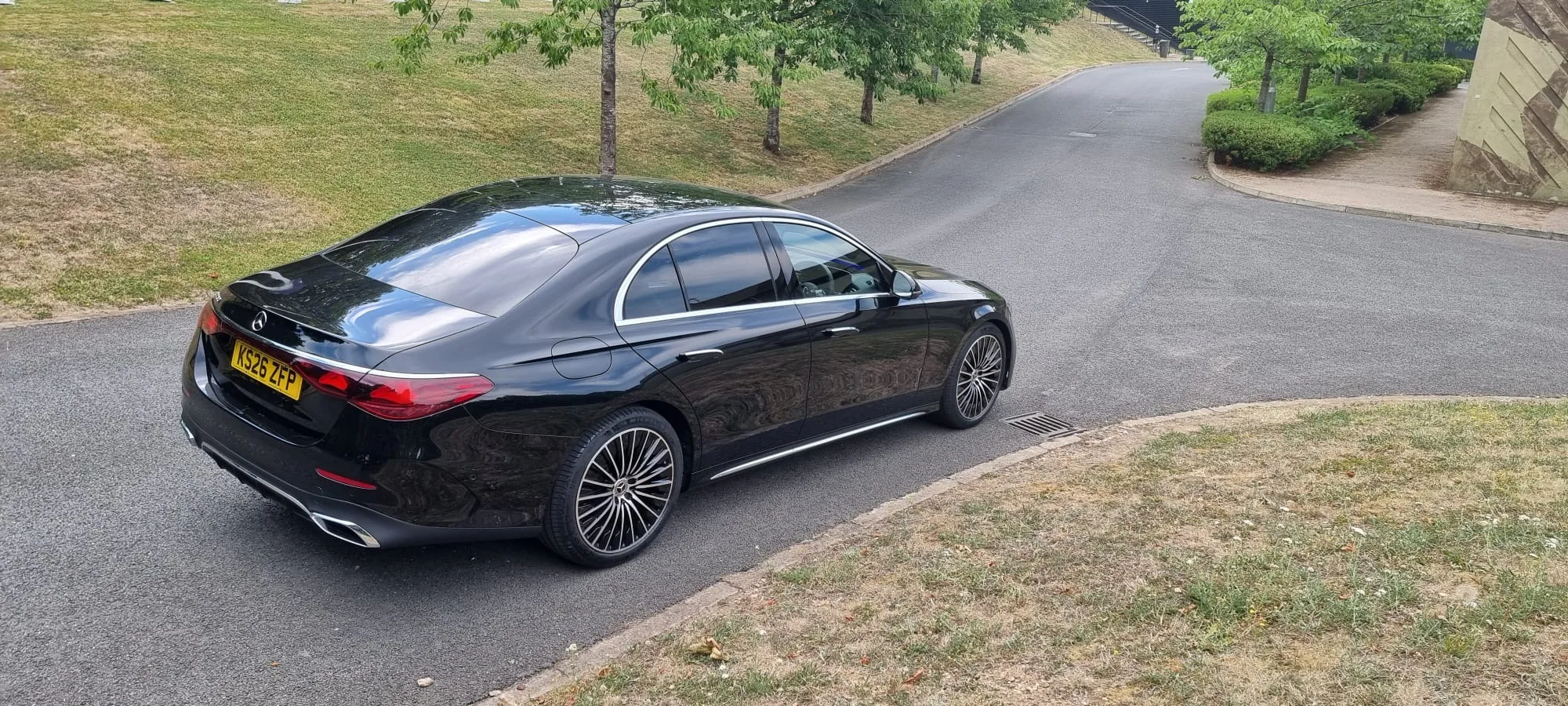 Mercedes E Class thumbnail 15